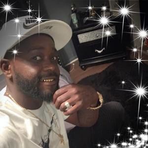 Meet your Posher, Dominick